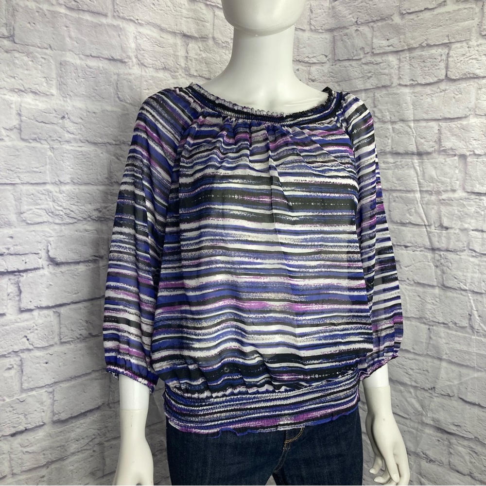 ✨ Daisy Fuentes Boho Off-Shoulder Blouse ✨ - Picture 5 of 10